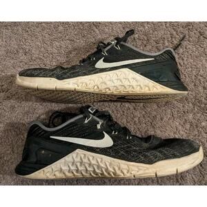 Women's Nike Metcon 3 849807-001 Black White Gym Crossfit Shoes Size 9.5